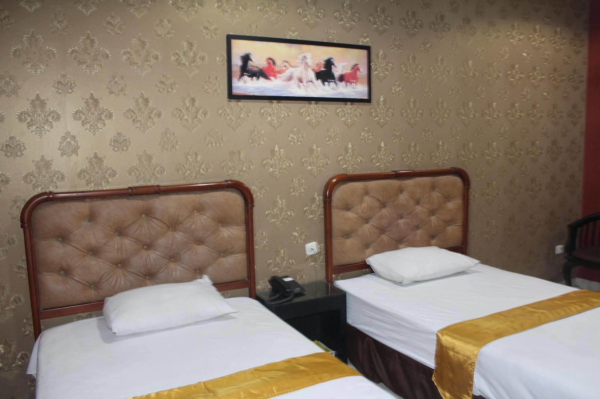 Hotel Sinar 3 Sedati Exterior foto