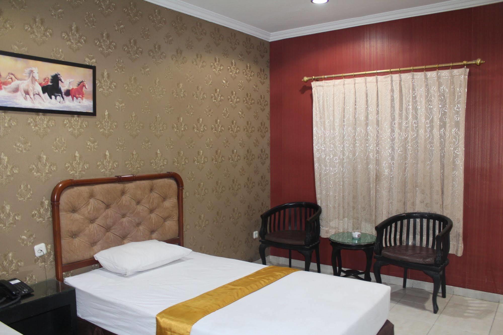 Hotel Sinar 3 Sedati Exterior foto